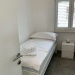 Apartament Valjan *